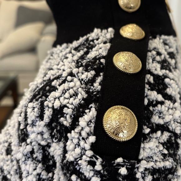 Balmain Tweed Mini Dress. Excellent Pre-loved Condition. - Picture 3 of 4